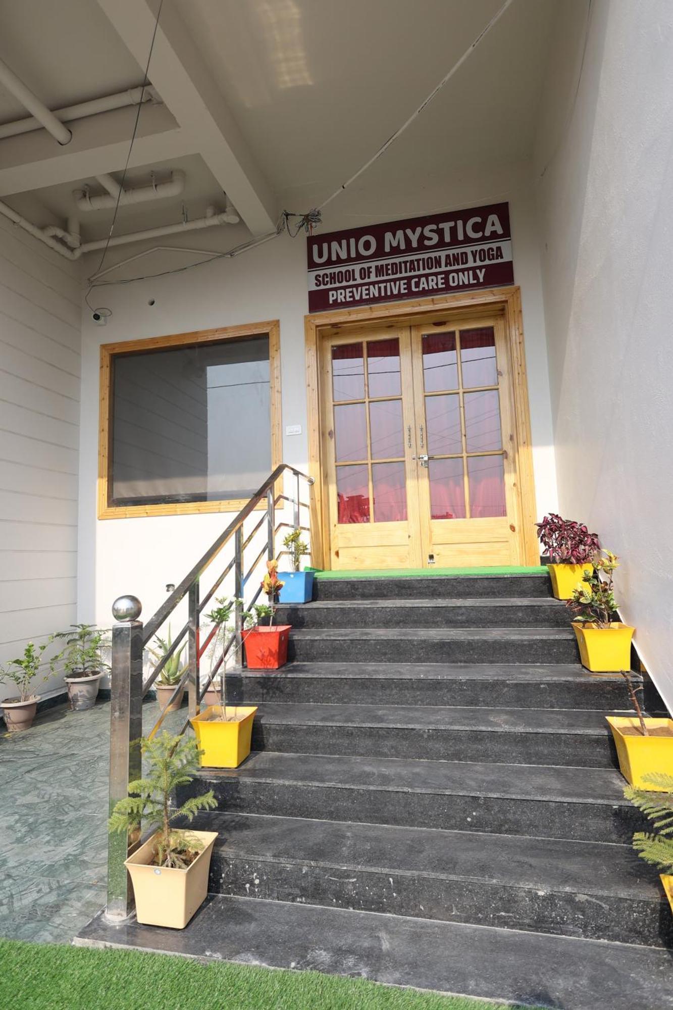 דירות רישיקש Unio Mystica מראה חיצוני תמונה